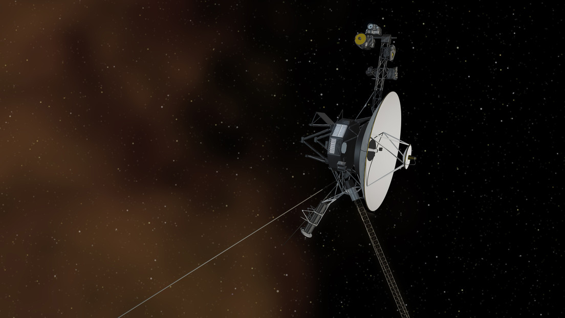 Voyager 1 detects a steady hum of plasma waves in the interstellar medium