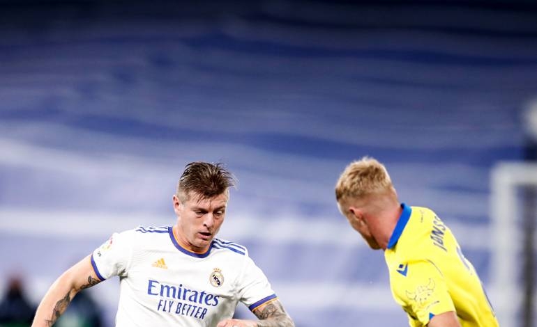 Today's newspaper |  Cadiz wall slows down Real Madrid