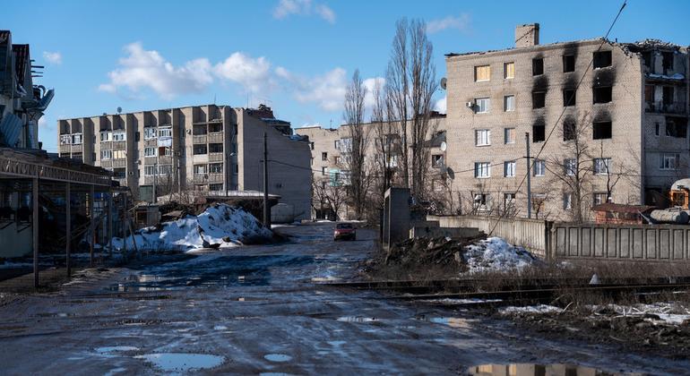The world briefly: more deaths in Ukraine, long detained in Egypt, AI Management, American Postal Ch...