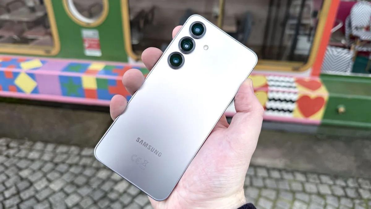 Samsung Galaxy S26 and Galaxy S26 Plus May miss out on Snapdragon 8 Elite Orte 5. Here's Why