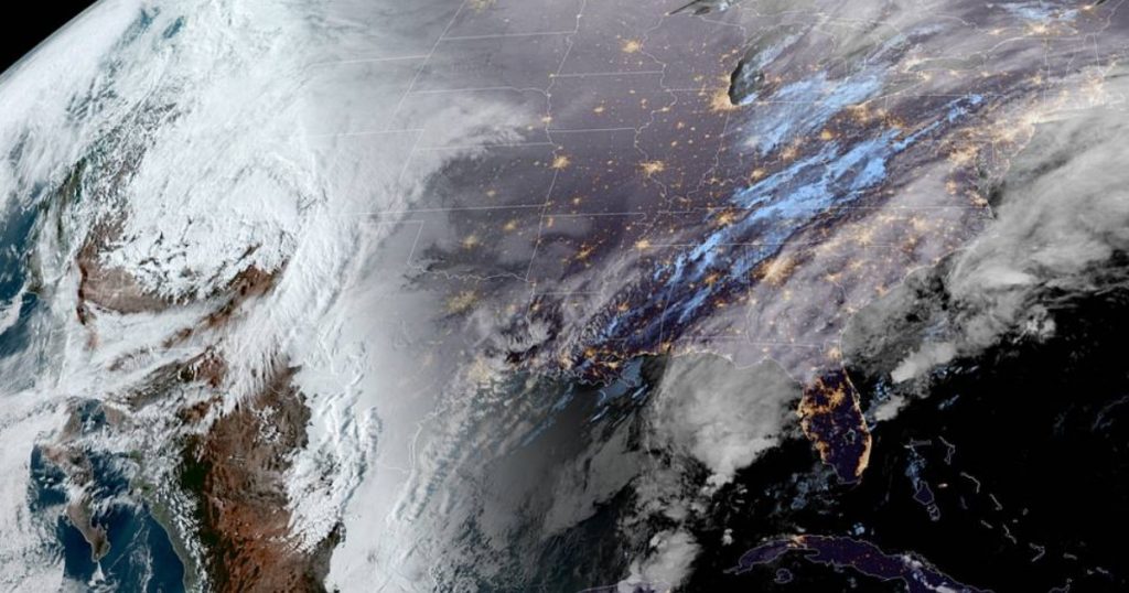 This is how the advancement of the polar vortex affecting the United States and Mexico is viewed from space