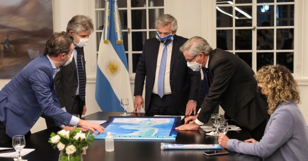London refuses to negotiate over the Falkland Islands and demands the government "put an end to colonialism" - economic, financial and business news