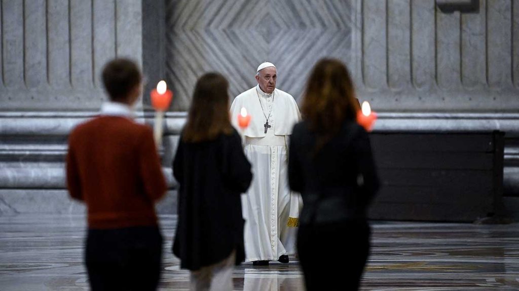 Pope Francis begins his "prayer marathon" against the epidemic
