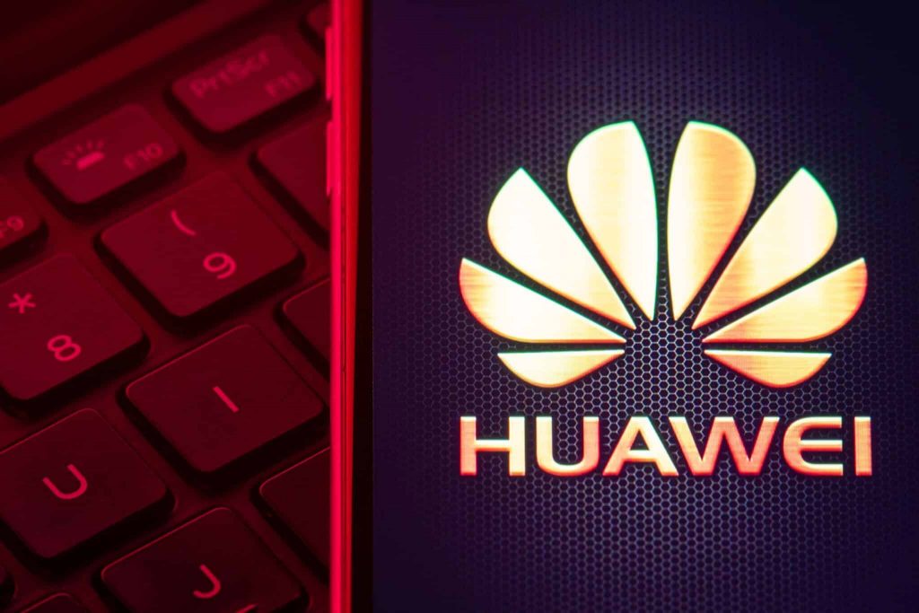Government, alarmed by carriers to exclude Huawei in 5G