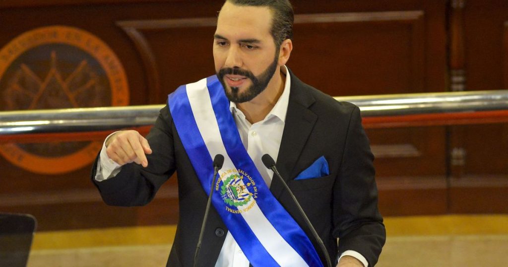 Very Innovative and Everything ... But Bitcoin Approval Can Be "Expensive" for El Salvador - El Financiero