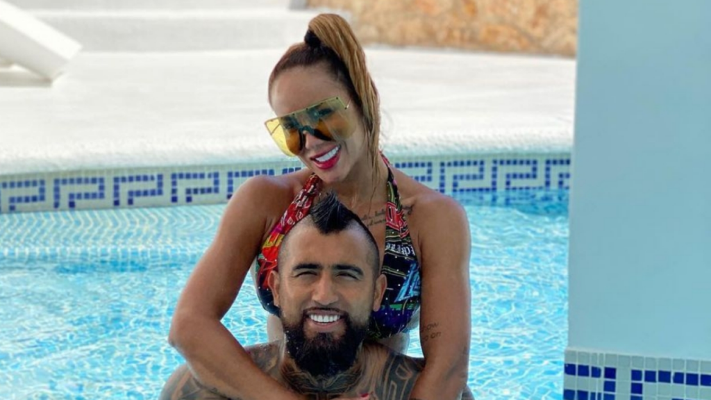 Who is Daniela Duran, the third in the feud between Arturo Vidal and Sonia Isaza