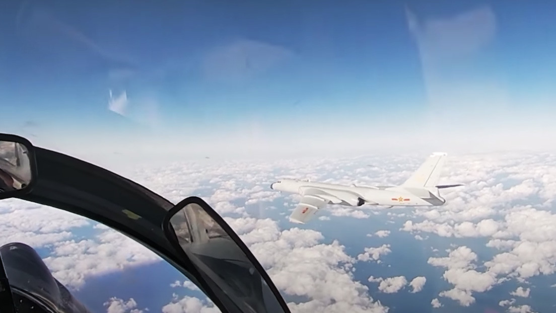 Video: Russian and Chinese bombers conduct a joint mission over the Pacific Ocean