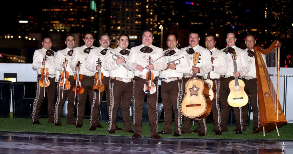 The Segerstrom Center says goodbye to 2021 and welcomes 2022 with great Latin music activities