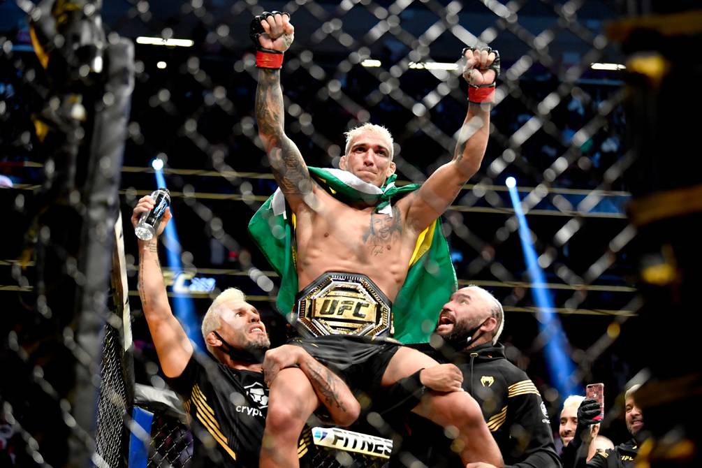 Charles Oliveira Dustin Poirier delivered a punch and retained the UFC lightweight title |  Other sports |  Sports
